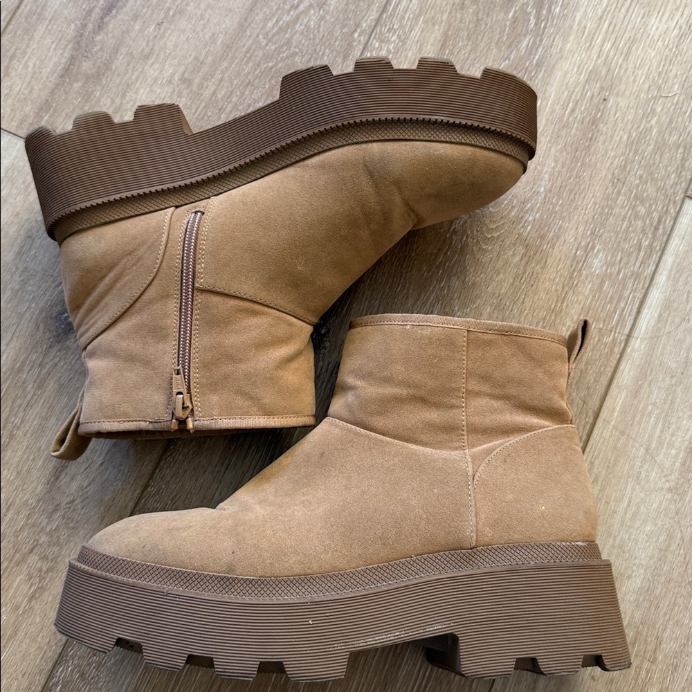 Universal Thread Platform Boots - Picture 4 of 8